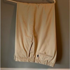Men’s Ralph Lauren Khaki Pants. Size 40/30. Excellent condition